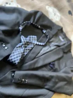 165サイズ 黒 フォーマルスーツ 4点セット ネクタイ付き 卒業式 入学式