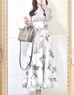 マーキュリーデュオ フラワードッキングロングスリーブワンピース