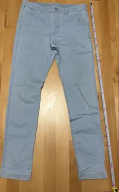 ユニクロ　ライトブルー チノパン ウエスト85cm