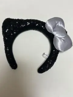 ハローキティ　カチューシャ　黒