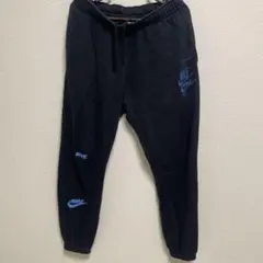 Nike ブラック スウェットパンツ