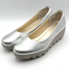 【美品】ヒルズアヴェニュー パンプス 23.5 シルバー ウェーブソール