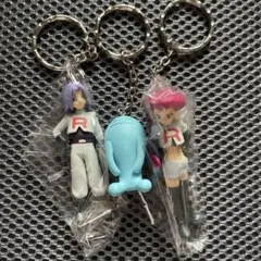ムサシ、コジロウ WE ARE ロケット団 キーホルダー ポケットモンスターXY ムサシ、コジロウ WE ARE ロケット団 キーホルダー ポケットモンスター