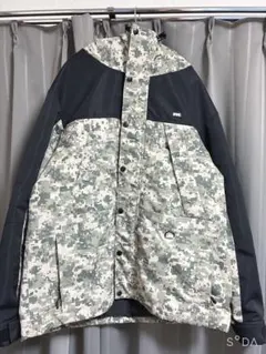 FTC CAMO柄 マウンテンパーカーのサムネイル