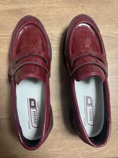 New Balance NB 1906 赤 ローファーのサムネイル