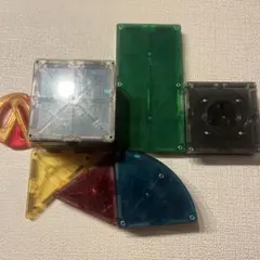 Magna-Tiles マグネットブロック 知育玩具 24個セットのサムネイル