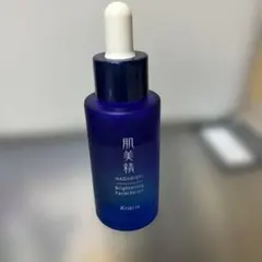 肌美精　薬用美白美容液のサムネイル