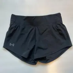 【新品未使用】アンダーアーマー　ショートパンツ　Mサイズ