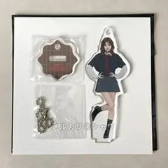 モモ TWICE THIS IS FOR ミニアクリルスタンドチャーム