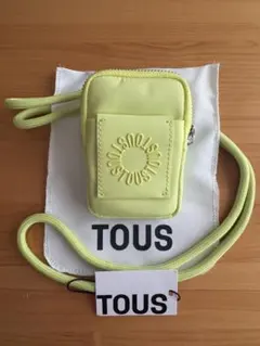 TOUS ポーチ【新品・希少】ライムグリーンのサムネイル