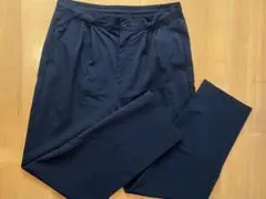 ブラック　スラックス
