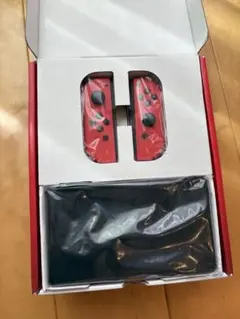 Nintendo Switch 有機ELモデル　マリオレッド