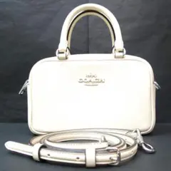 COACH　サッチェル　クロスボディ　２WAYバッグ　スムースレザー　チョーク