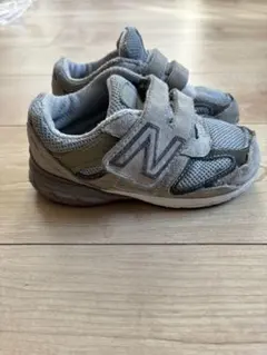 New Balance キッズ スニーカー グレー　990のサムネイル