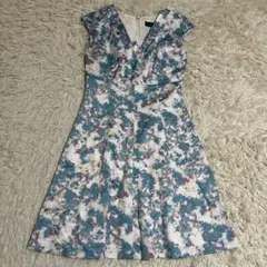 【JUSGLITTY】ジャスグリッティー ワンピース 花柄 ノースリーブ 膝丈