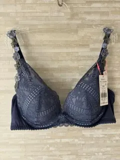 B75」トリンプ 夢みるブラ DeepV フレーバーウォーター ブラジャー