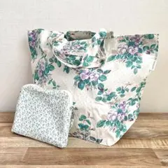 【極美品】小花柄折りたたみトートバッグ/パープル/ローラアシュレイ