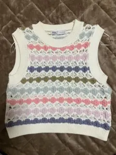ZARA ニット　ベスト　ノースリーブ　レディース