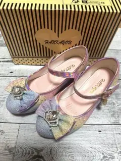 虹色リボン付きフォーマルシューズ