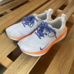 NIKE インフィニティラン　　23cm