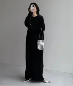 ♡wee9s デイリーデイリースーパーストレッチクルーネックプリーツワンピース