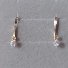 未使用　ツツミ　ラインバー　シトリン　キュービックジルコニア　ピアス　K10YG