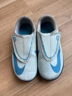 NIKE Mercurial サッカーシューズ ホワイト 19.5cm - メルカリ
