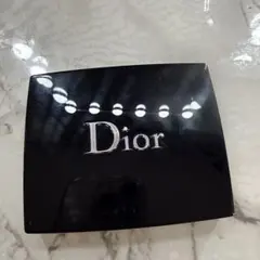Dior サンク クルール クチュール 849 PINK SAKURAのサムネイル