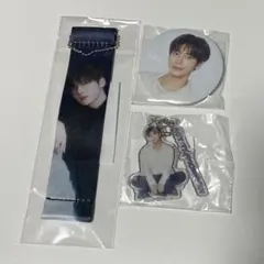 TXT テヒョン カプセルトイ 缶バッジ キーリング フラッグ