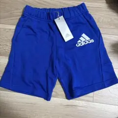 【新品未使用】adidas ハーフパンツ　140cm