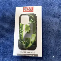 【新品未使用】DIESEL iPhone16 Pro ケース グリーンのサムネイル
