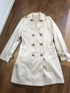 ベージュ ダブルトレンチコート　11号