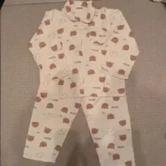 カラフルなクマ柄 パジャマ 130