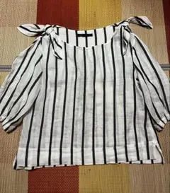 ZARA WOMAN ホワイトブラックストライプブラウス M