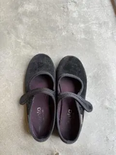 a*☆様 シエンタ　ベロア　ベルクロ黒バレエシューズ