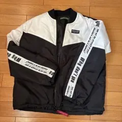 ナイロンジャケット 黒・白