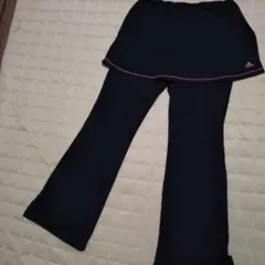 adidas スカート付きジャージパンツ
