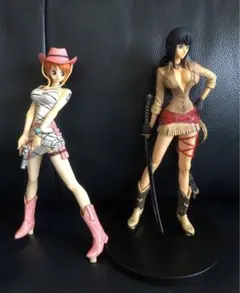 ワンピース　フィギュア　ナミ　ロビン　２体セット