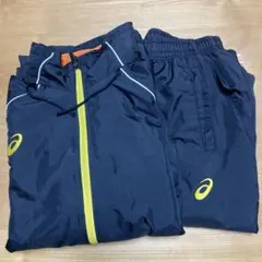 asics ブラックジップアップウィンドブレーカー