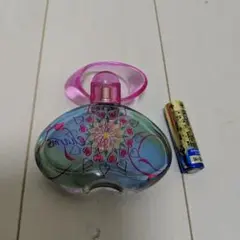 サルヴァトーレフェラガモインカントチャームオーデトワレ