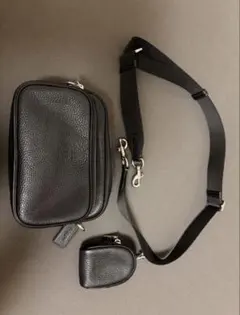 COACH レザー ショルダーバッグ ブラックのサムネイル