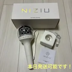 NiziU ペンライト 動作確認済み 付属品全部付き - メルカリ