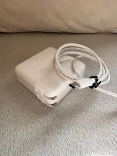 【未使用品】純正61W USB-C Power Adapter A1947