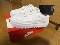 ナイキコート ビジョン アルタ スニーカー 厚底 白 靴 dm0113-100