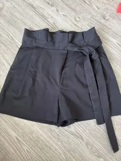 ZARA ショートパンツ　ネイビー