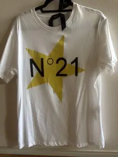 新品タグ付き N°21 ロゴTシャツ ホワイト イタリア製のサムネイル