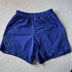 Nike DRI-FIT エアロスイフトネイビーショートパンツ