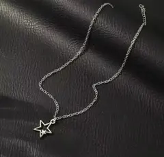 新品未使用品 星型 ペンダント ネックレス シルバー スター
