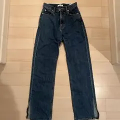 LAGUA GEM ストレートデニム サイドスリットのサムネイル