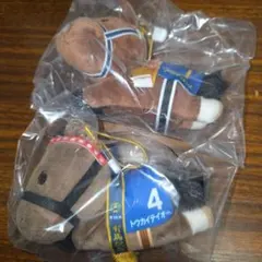 タイトーくじ　マスコットバッジ　トウカイテイオー&ソールオリエンス